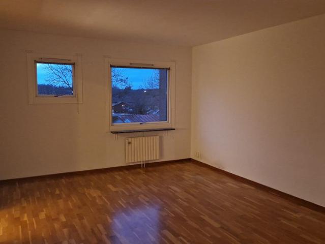 Hökvägen 12 B