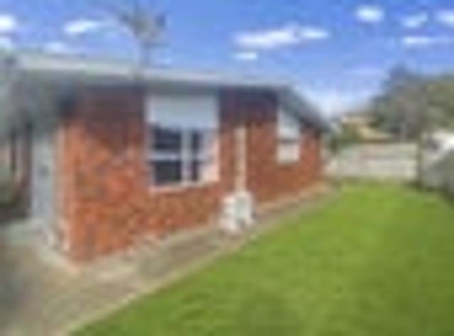 Hokowhitu, 2 bedrooms, $400 pw