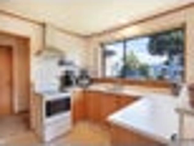 Hokowhitu, 2 bedrooms, $580 pw