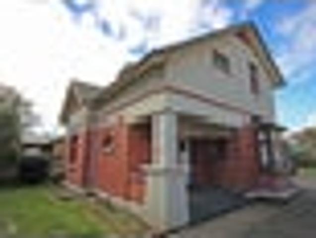Hokowhitu, 5 bedrooms, $750 pw