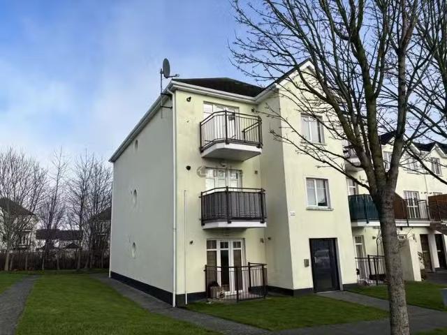 Holywell Lane, Swords, Co. Dublin is for rent