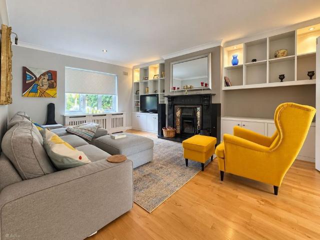Holywell, Stillorgan Road, Dundrum, Co. Dublin