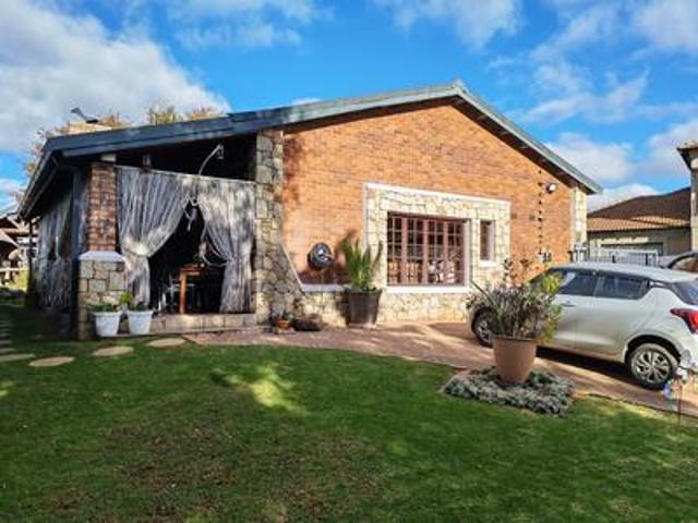 holiday at home 4 bedrooms house w.