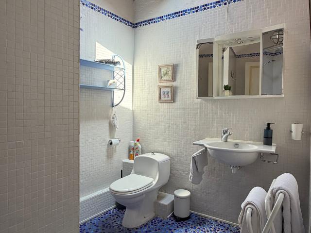 Holiday apartment with 3 rooms for rent in Vénéjan 85 m² | dreamo. Ch