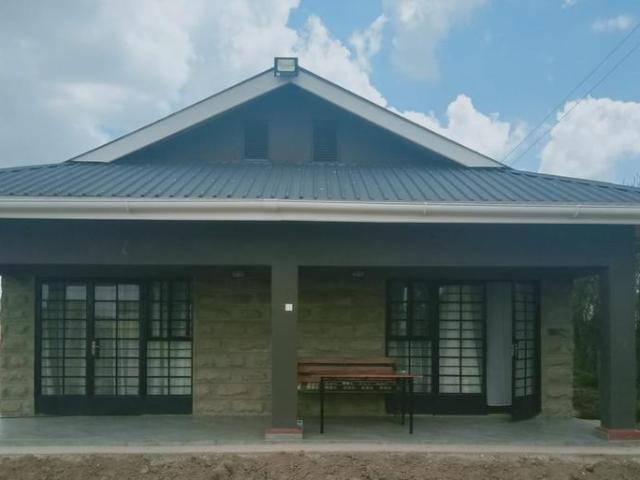 Holiday cottage on ¼ acre land near sweet waters, nanyuki
