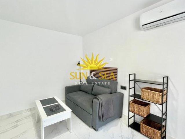 HOLIDAY STUDIO APARTMENT TORREVIEJA