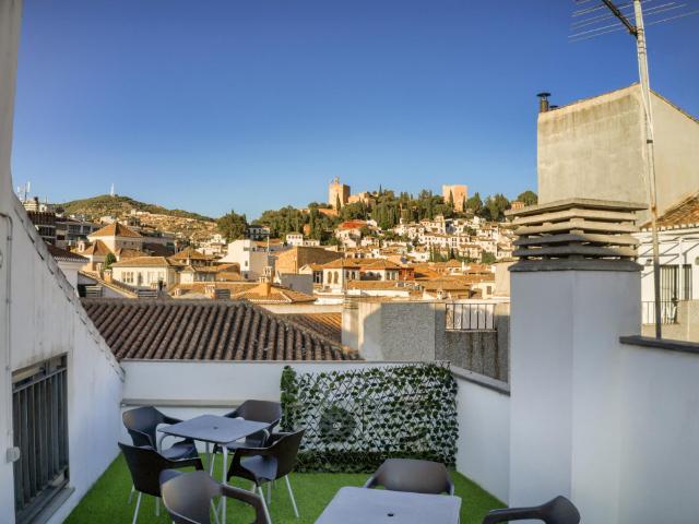 Holidays2Granada