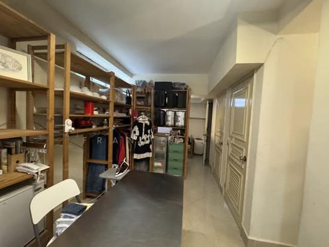 Holland Grove Semi Detached House For Sale, $4,800,000, 4 Bed 5 Bath 3,900 sqft $1,689.00 psf