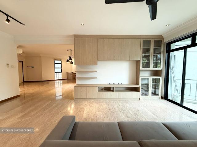 Holland Peak D10, Condominium