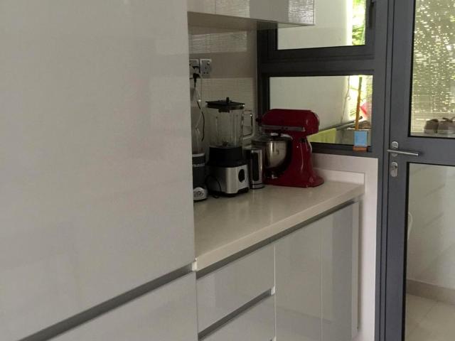 Holland Residences D10, Condominium