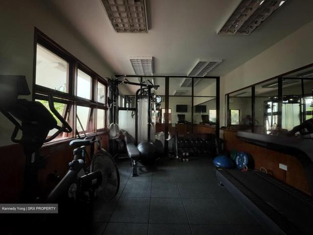 Holland Road D10, Condominium