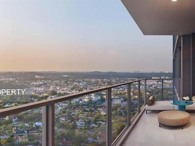 Holland Village Way D10, Condominium