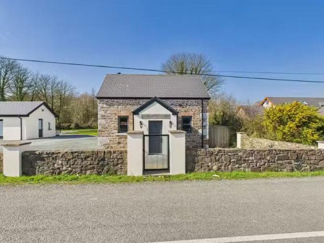 Holly Cottage, Ballygiblin, Mitchelstown, Co. Cork, P67W449 is.
