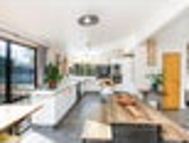 Hop into Bunnythorpe living!