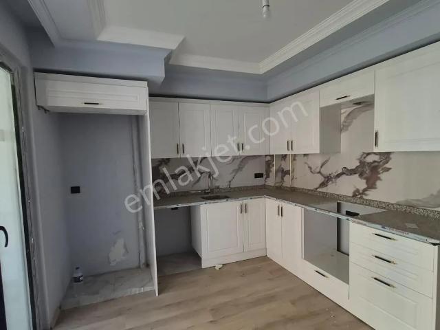 Hopa Emlak'tan Kemalpaşa'da Satılık Daire