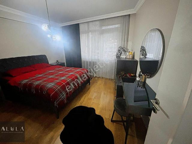 Hopa Sundura Mahallesinde Muhteşem Konumda Satılık 3+1 Daire