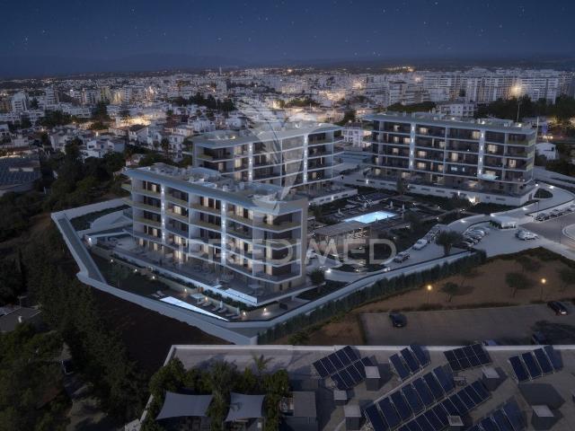 Horus Residence Apartamento T2, Rés do chão com 262m2 de área bruta, Portimão