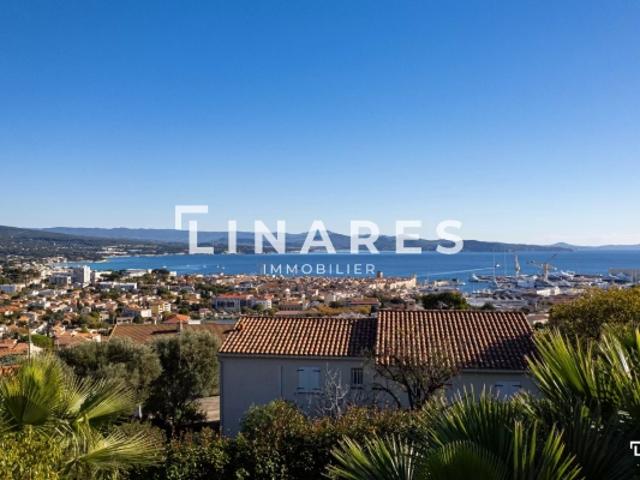 HORIZON BLEU Villa T5 de 141m2 avec deux dépendances Garage Jardin/piscine 13600 La Ciotat