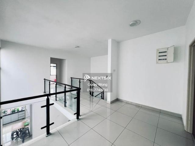 Horizon Hill The Green Tree storey bungalow