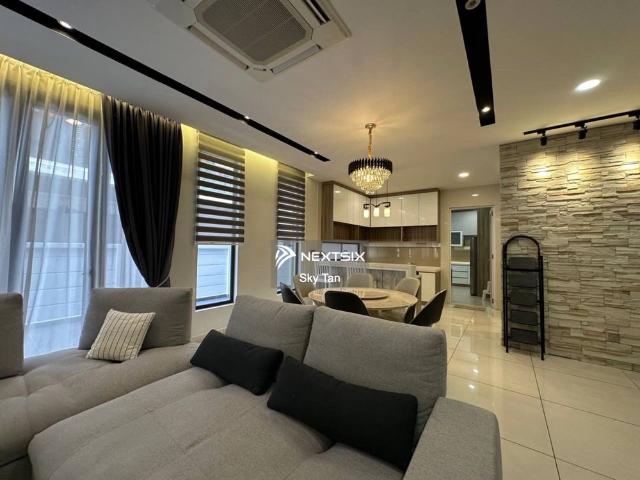 Horizon Hills Canal Garden South 3 Storey 42x70 Furnished