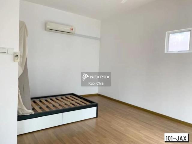 Horizon Hills The Greens Double Storey Superlink Corner 45x75 Renovated Furnished G&