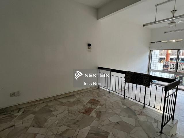Horizon Hills The Hills 3 Storey Cluster 32x75 Renovated Furnished With Long Drive Way G&