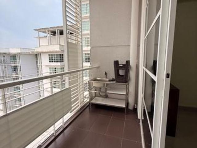 Horizon resident 4 bedroom 2 bathroom Bukit Indah second link Tuas Jb