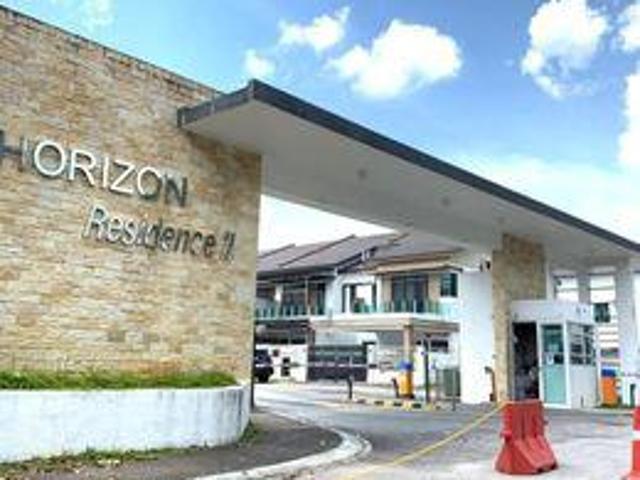 Horizon Residence 2 Double Storey Superlink 24x80 Original Unit GG