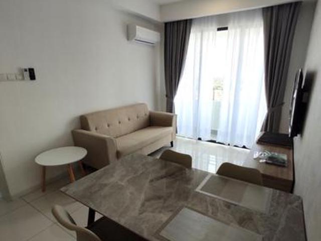 Horizon suites 2R2B with balcony sunsuria Sepang Xiamen uni KLIA2