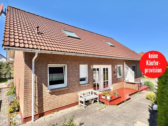 HORN IMMOBILIEN + Burg Stargard Einfamilienhaus mit Einliegerwohnung + separate gewerblichen Einheit