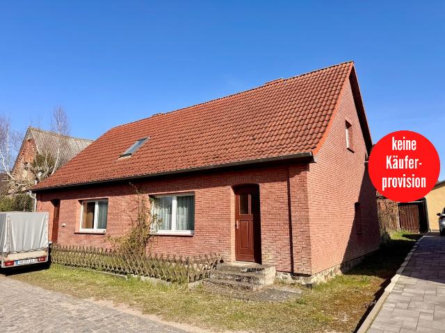 HORN IMMOBILIEN + Neubrandenburg Weitin Haus sucht fleißige Hände, ruhige Lage und nette Nachbarn