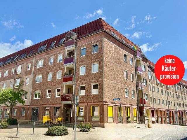 HORN IMMOBILIEN+ Neubrandenburg Zentrum, modernisierte 3 Raum Eigentumswohnung mit Balkon, EBK und weiteren Extras