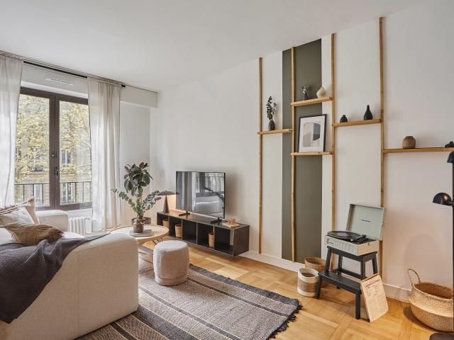 Horna 3 bedroom apartment in Auteuil