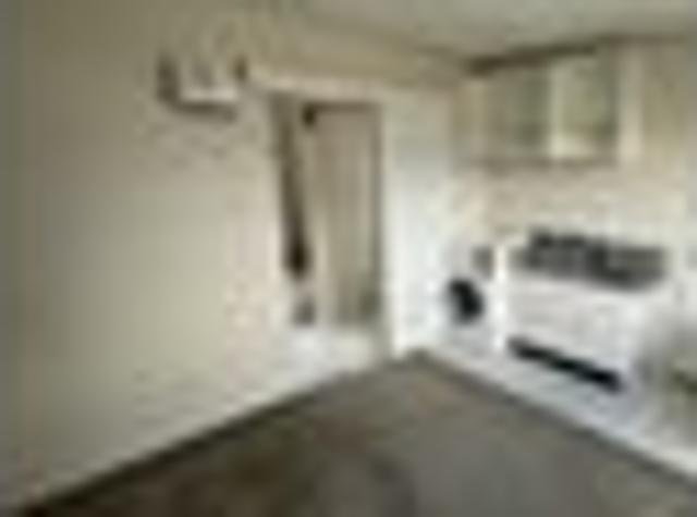 Hornby, 1 bedroom, $300 pw