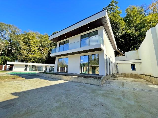 Хоста п, Хостинский р н, Володарского ул,5