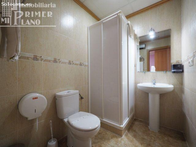 Hostal en venta junto avda Juan Carlos I, en pleno funcionamiento, con 10 habitaciones y 10 baños