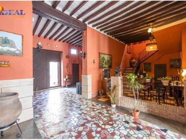HOSTAL SAN JOSE EN SALOBREÑA