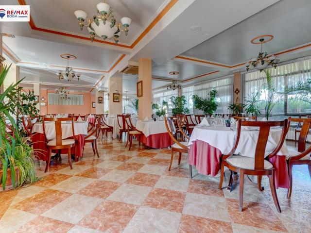 HOSTAL RESTAURANTE en CUZCURRITA DE RÍO TIRÓN LA RIOJA EN FUNCIONAMIENTO