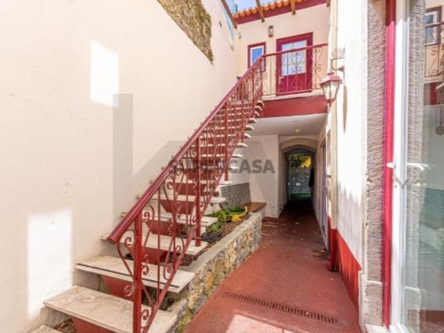 Hostel com 11 apartamentos