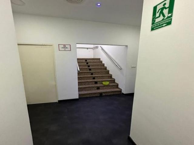 Hostel con sala de fiestas en Churriana, Malaga