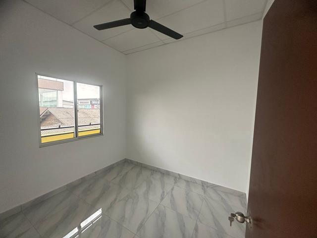 Hostel For Rent At Kampung Baru Sungai Buloh