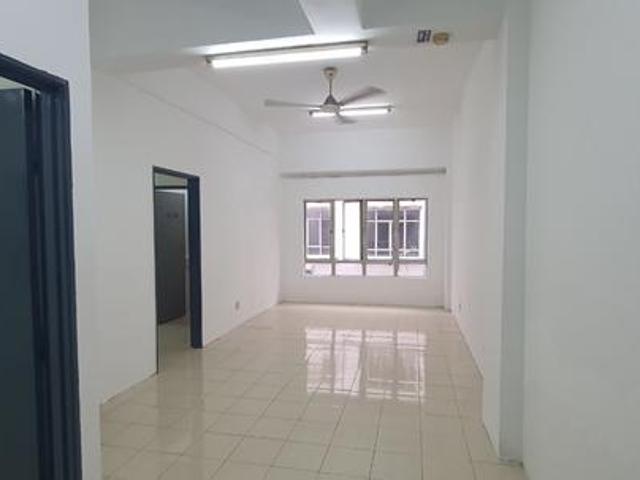 Hostel For Workers Stay Dataran Otomobil Seksyen 15 Shah READY MOVE IN