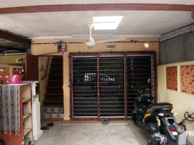 Hostel Lelaki Muslim untuk disewa Seksyen 17 Shah Alam