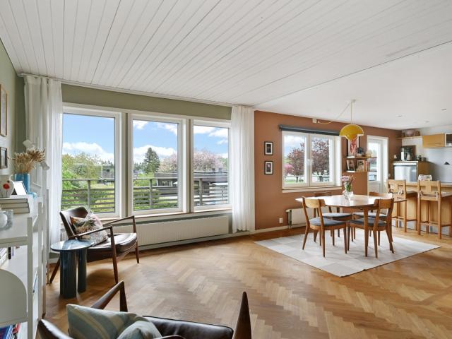 Höstrågvägen 3