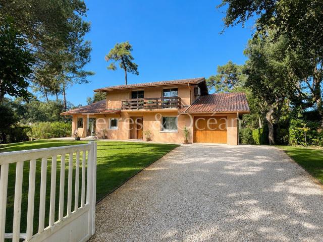 Hossegor Centre Ville En Position Dominante Villa Familiale 260m² Soorts Hossegor
