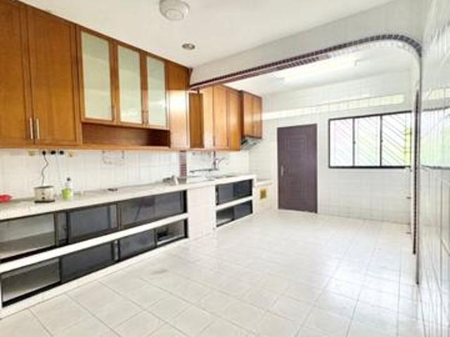 HOT AREA 1min Walk to Pasar PagiTmn Chi Liung Klang House Sale5r2b