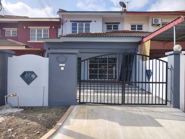 Hot Area Taman Pulai Indah Fully Renovated