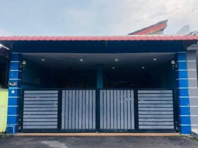 Hot Area TERES SETINGKAT UNTUK DIJUAL Taman Tanjung Minyak Jaya