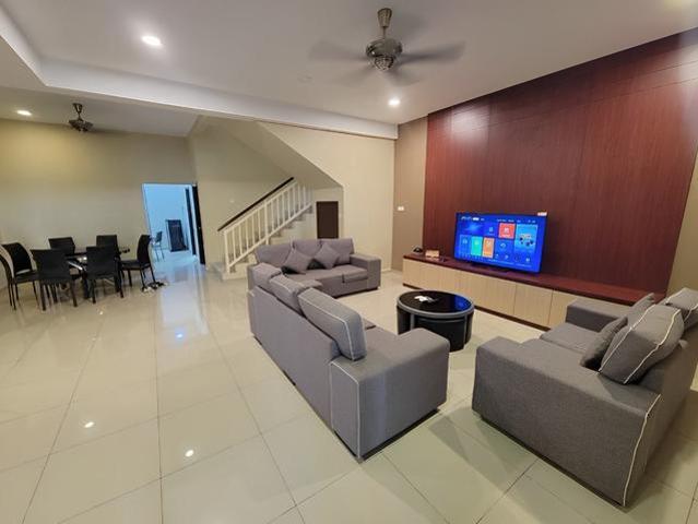 HOT AREA BELOW MARKET VALUE Tmn Kota Syahbandar 3 Storey Superlink