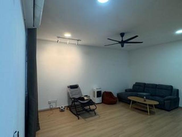 Hot Area Bukit Indah Zon 7 Renovated Good Condition Double Storey